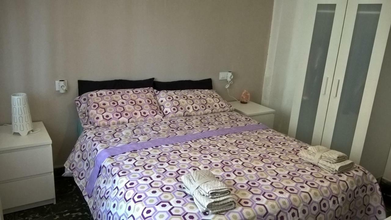 La Casita De Pepe - Piso Compartido Hotel บาเลนเซีย ภายนอก รูปภาพ