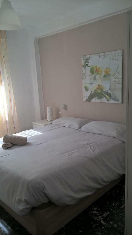 La Casita De Pepe - Piso Compartido Hotel บาเลนเซีย ภายนอก รูปภาพ
