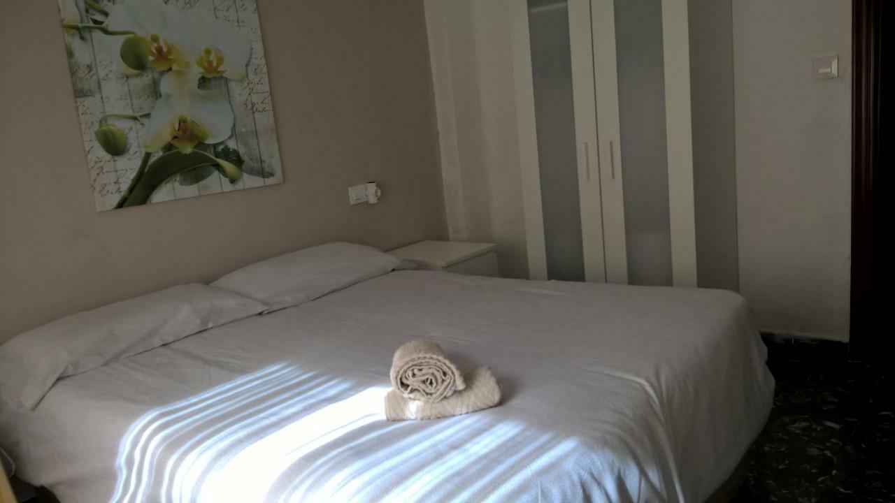 La Casita De Pepe - Piso Compartido Hotel บาเลนเซีย ภายนอก รูปภาพ