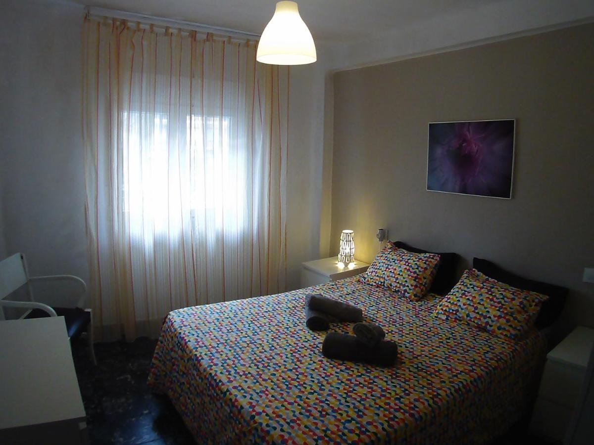 La Casita De Pepe - Piso Compartido Hotel บาเลนเซีย ภายนอก รูปภาพ